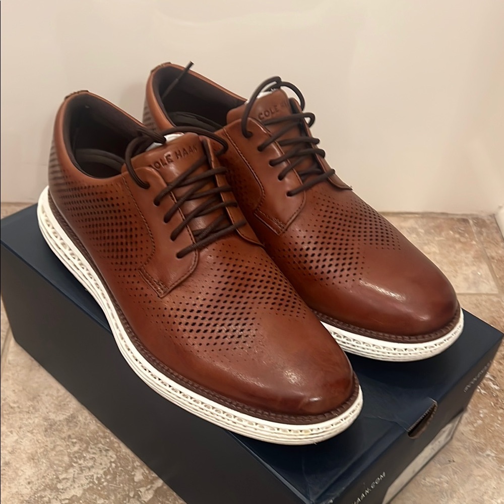 Cole Haan Original Grand 2.0 Brown Leather Oxfords with White Sole